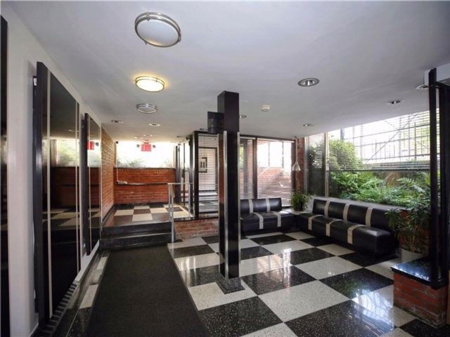 Foto del edificio - 6901 Narrows Ave