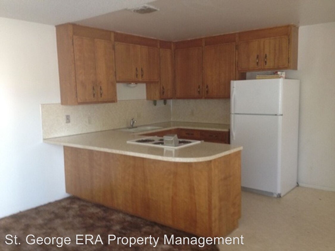 Building Photo - 2 br, 1 bath Apartment - 105 S. 200 W. #5