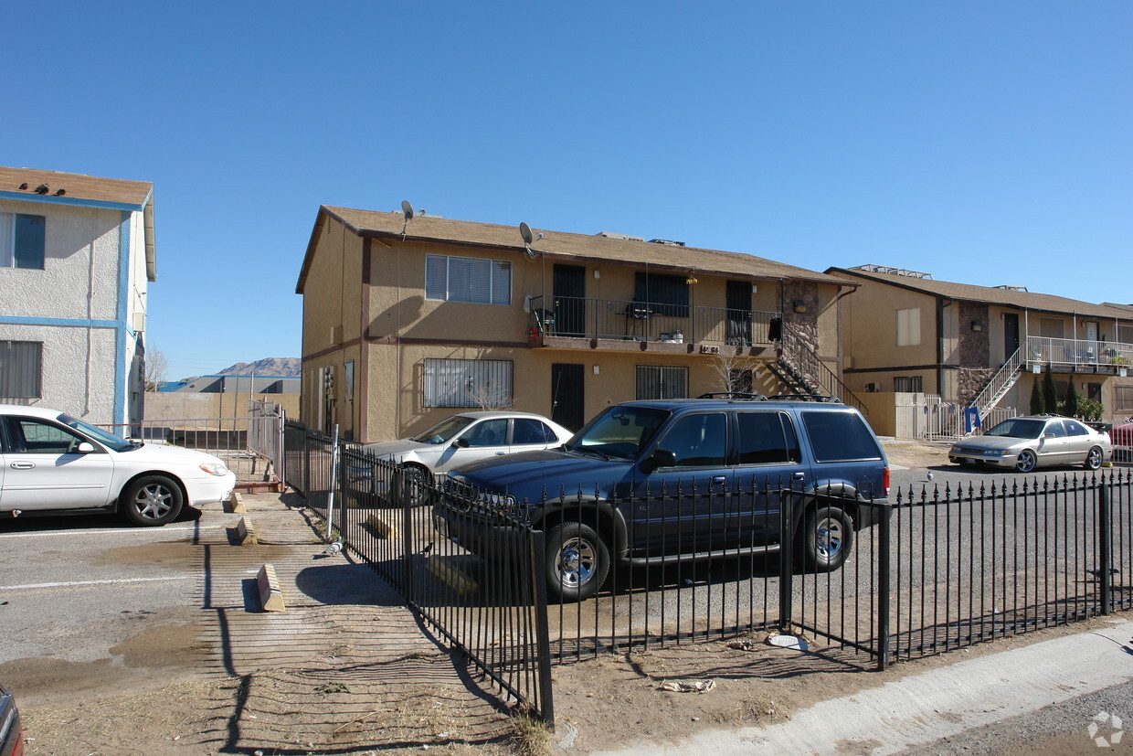 Building Photo - Puebla Estates