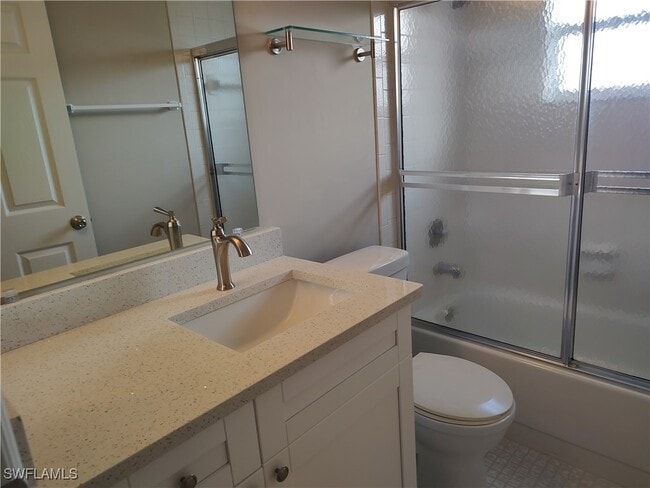 Building Photo - 1304 Miramar St