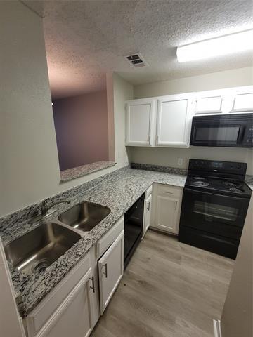 Building Photo - 3922 Leeds Ct