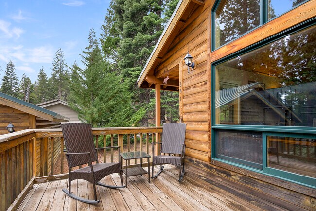 Foto del edificio - 601 W Burnt Cedar Rd