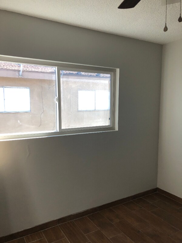 Foto del edificio - 11730 S Vermont Ave