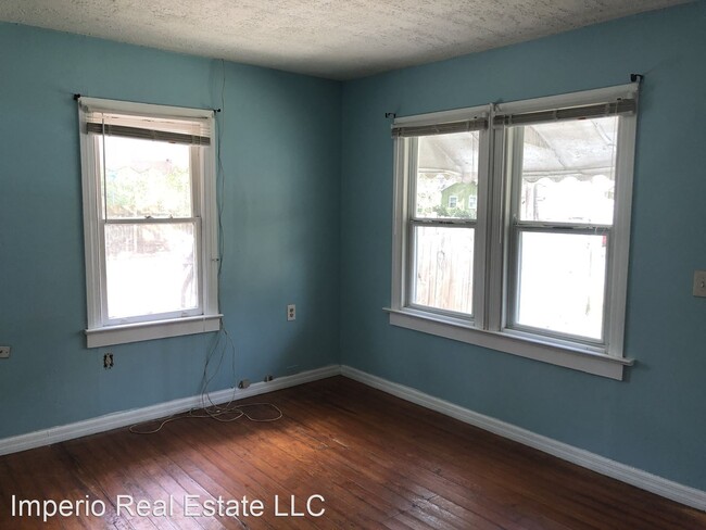 Building Photo - 2 br, 1 bath House - 1609 E Linden Ave