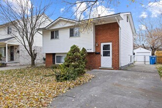 Building Photo - 4938 Campbell St