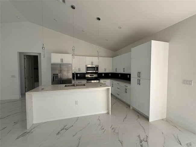 Foto del edificio - 2620 NE 22nd Ave