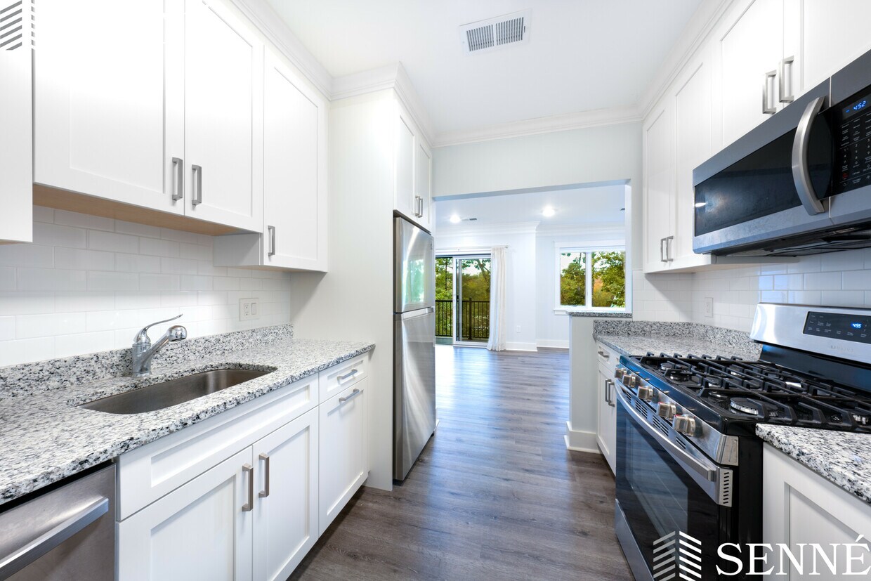 17 Hennery Wy Unit 17I, Medfield, MA 02052 Condo for Rent in Medfield