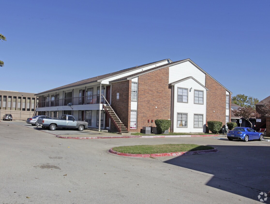 Bella Vida Apartments Arlington, TX