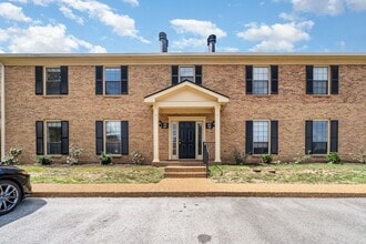 Building Photo - 757 Fox Ridge Dr