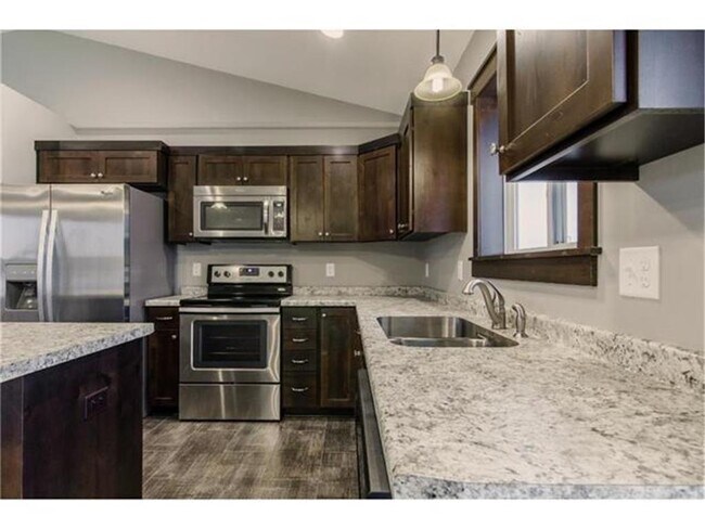 Foto del edificio - 1025 Pheasant Run