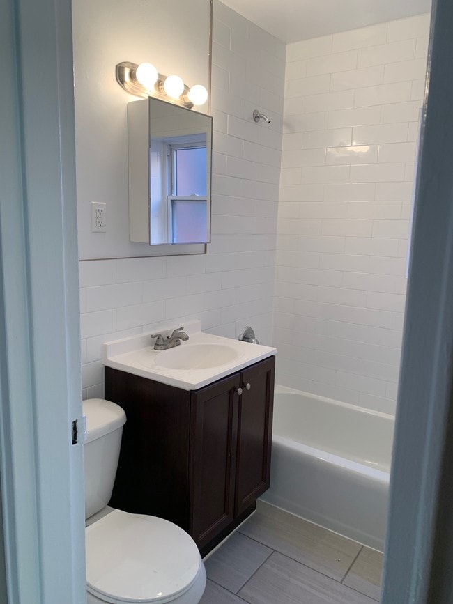 Foto del edificio - Arcadia Court Apartments