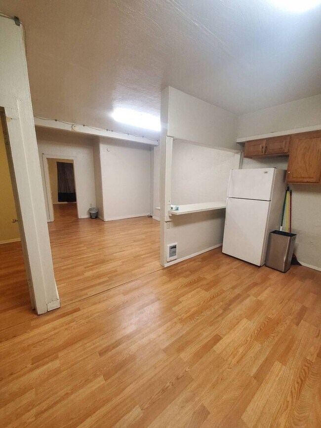 Foto del edificio - 1 br, 1 bath House - 423 S County Road