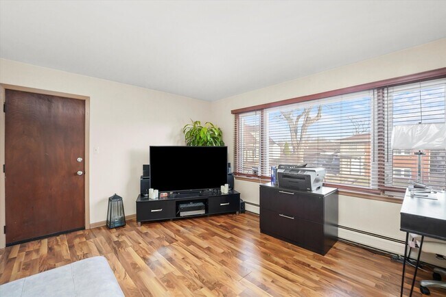 Foto del edificio - 69 E Quincy St