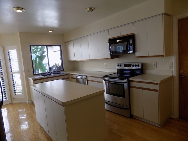 Foto del edificio - 14612 Village Glen Cir