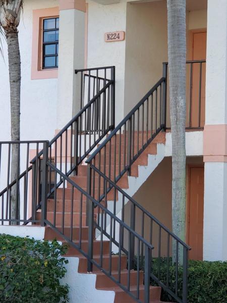 Foto del edificio - 321 Norwood Terrace