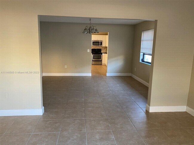 Building Photo - 8858 Harding Ave