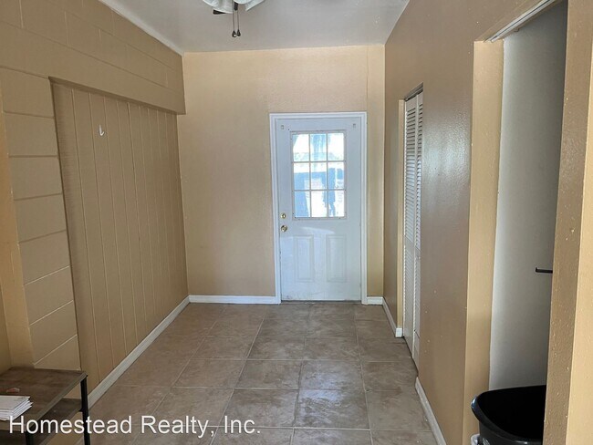 Building Photo - 4 br, 2 bath House - 1206 S. Dewey St.