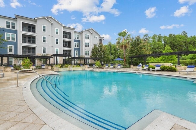 Building Photo - Lantower Asturia