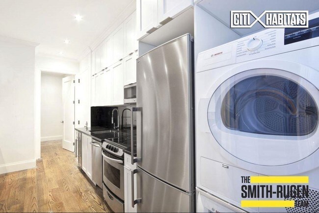 Building Photo - 25 Grove St