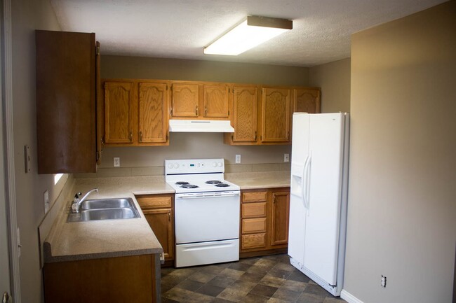 Building Photo - 112 Arrowhead Dr