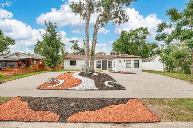 Foto del edificio - 2181 Linden Rd