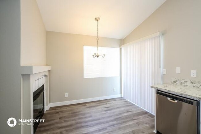 Building Photo - 2016 Havelina ST, Las Vegas, NV 89108