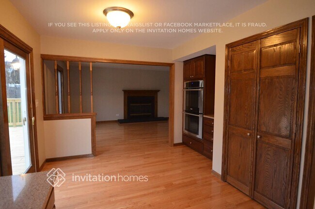 Building Photo - 1172 Cactus Trail
