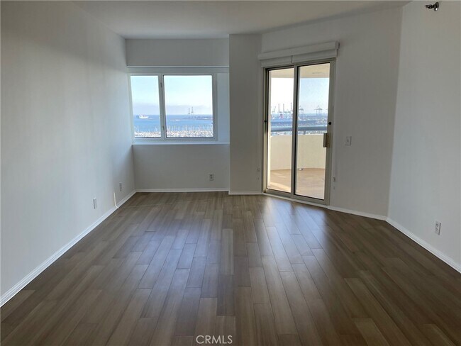Foto del edificio - 525 E Seaside Way