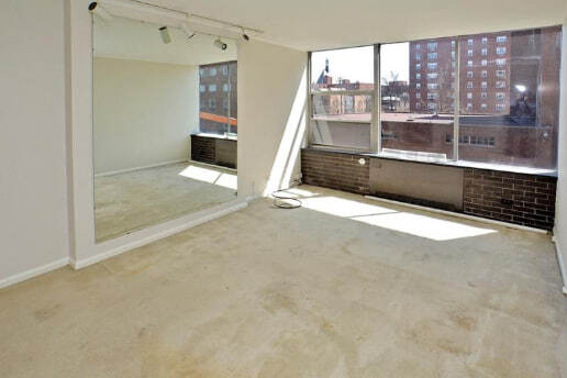 Building Photo - 552 N Neville St