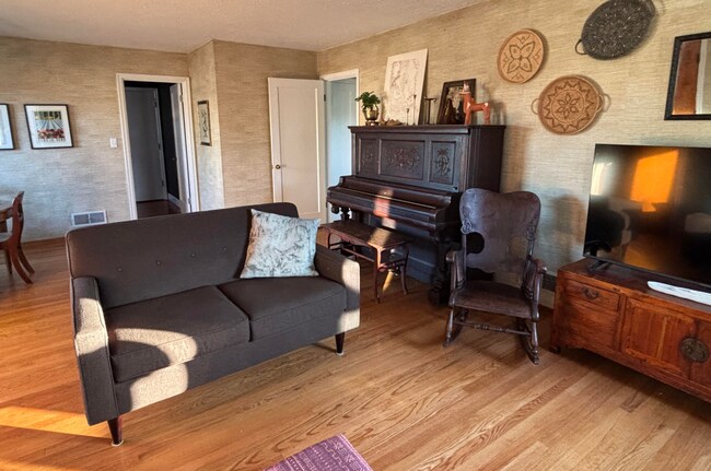 Foto del edificio - 4416 NE Prescott St