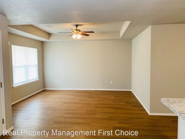 Building Photo - 3 br, 2 bath House - 2121 Ingalls Lane Side A