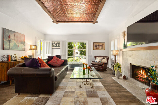 Foto del edificio - 2216 Kerwood Ave