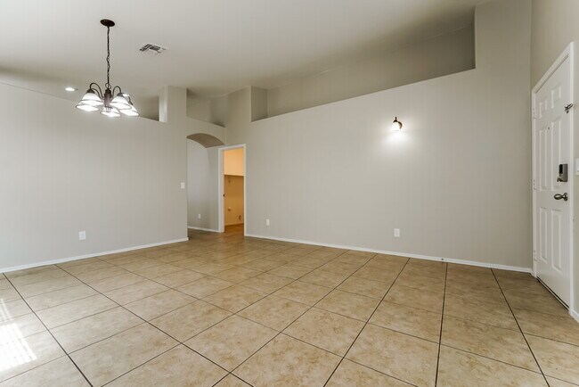 Building Photo - 5861 W Agave Bloom Ln