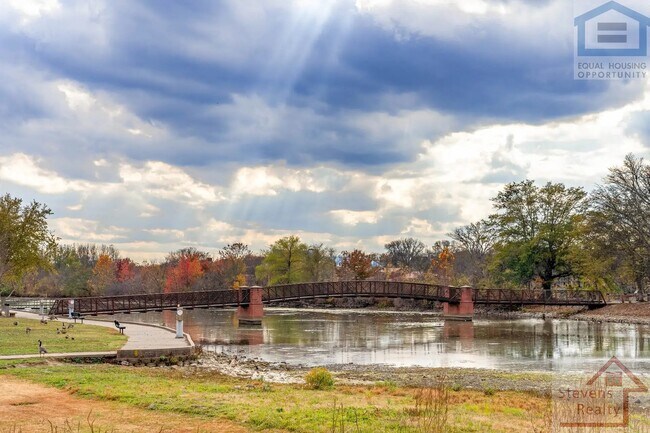 Foto del edificio - 200 Sanders Ferry Rd