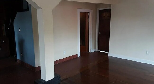 Foto del edificio - 825 Allen Ave