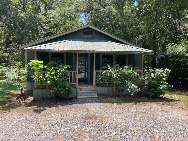Building Photo - 38 Hill Rd