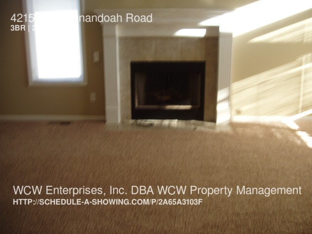 Building Photo - 4215 SW Shenandoah Rd