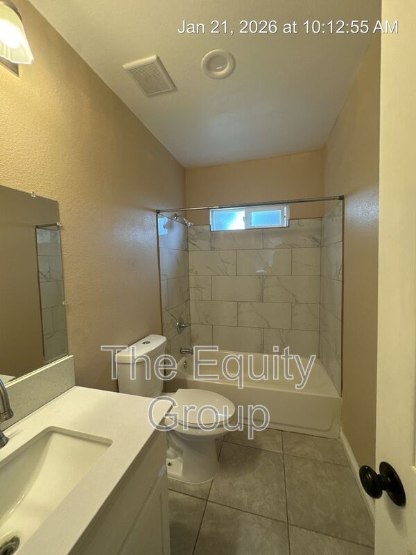 Foto del edificio - 1142 Van Dorsten Ave