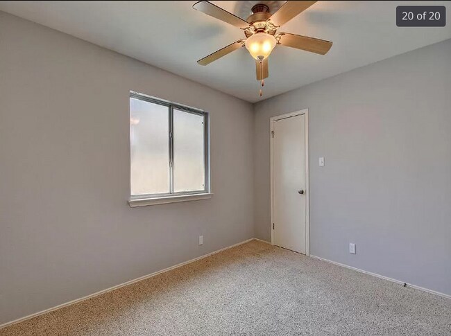 Foto del edificio - 711 Minturn Ln