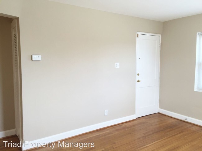 Building Photo - 523 Martin St