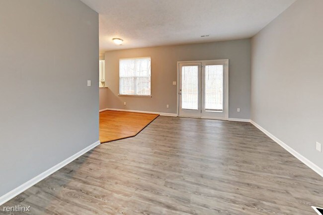 Building Photo - 1405 Wessex Ct