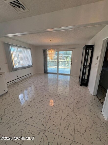Building Photo - 3248 Beachview Dr