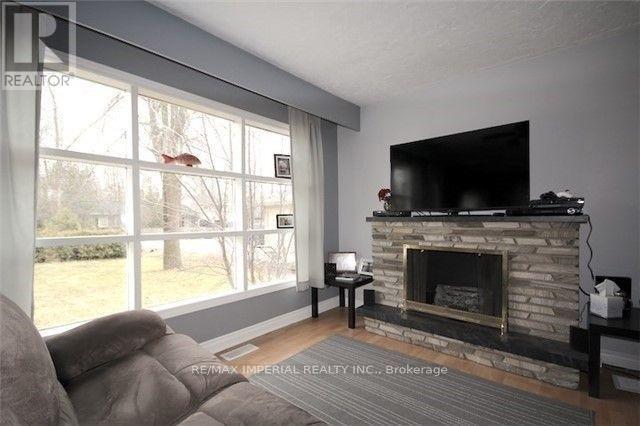 Building Photo - 48 Alice Ave