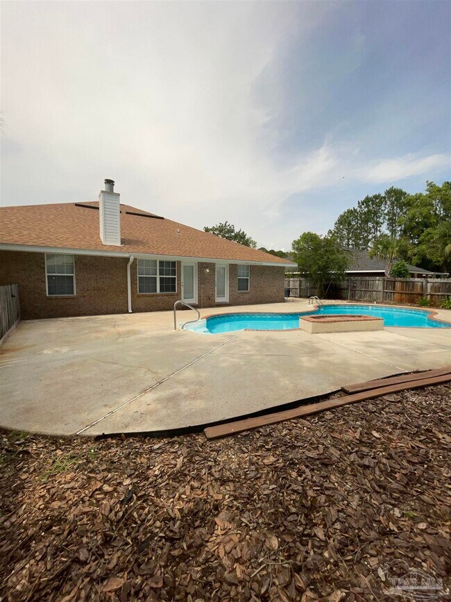 Foto del edificio - 5049 Lantana Dr