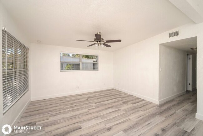Foto del edificio - 4109 W Marietta St, Tampa, FL 33616