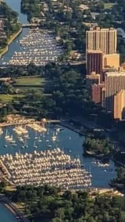 Foto principal - 3100 N Lake Shore Dr