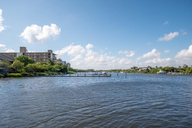 Foto del edificio - 3525 S Ocean Blvd