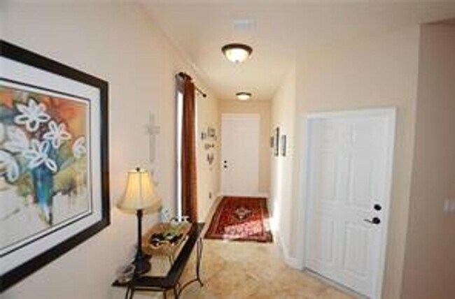 Building Photo - 3 bed 2 bath in Provence Bay