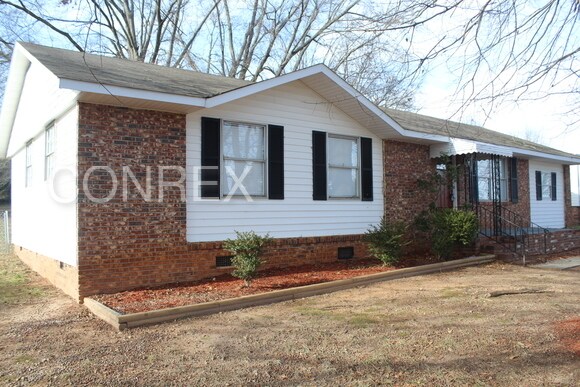 Building Photo - 809 Hellams St