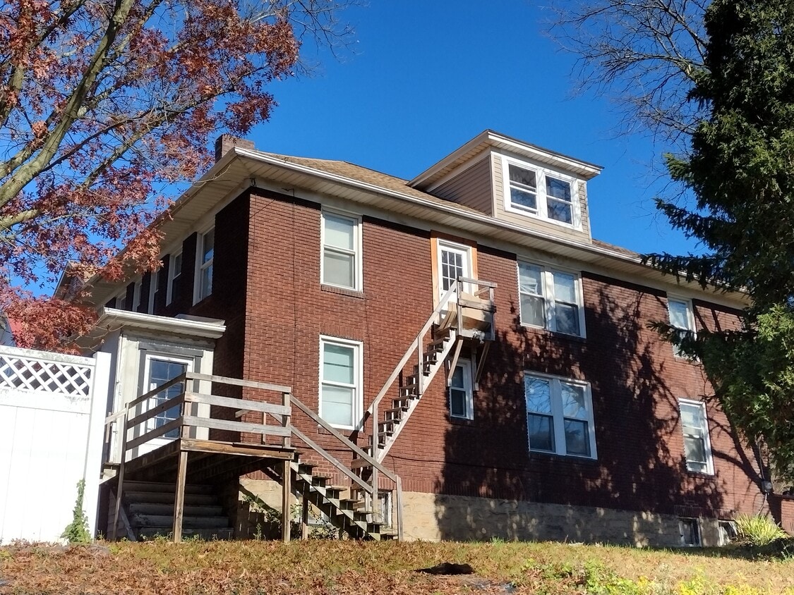 Foto del edificio - 343 Linden Ave